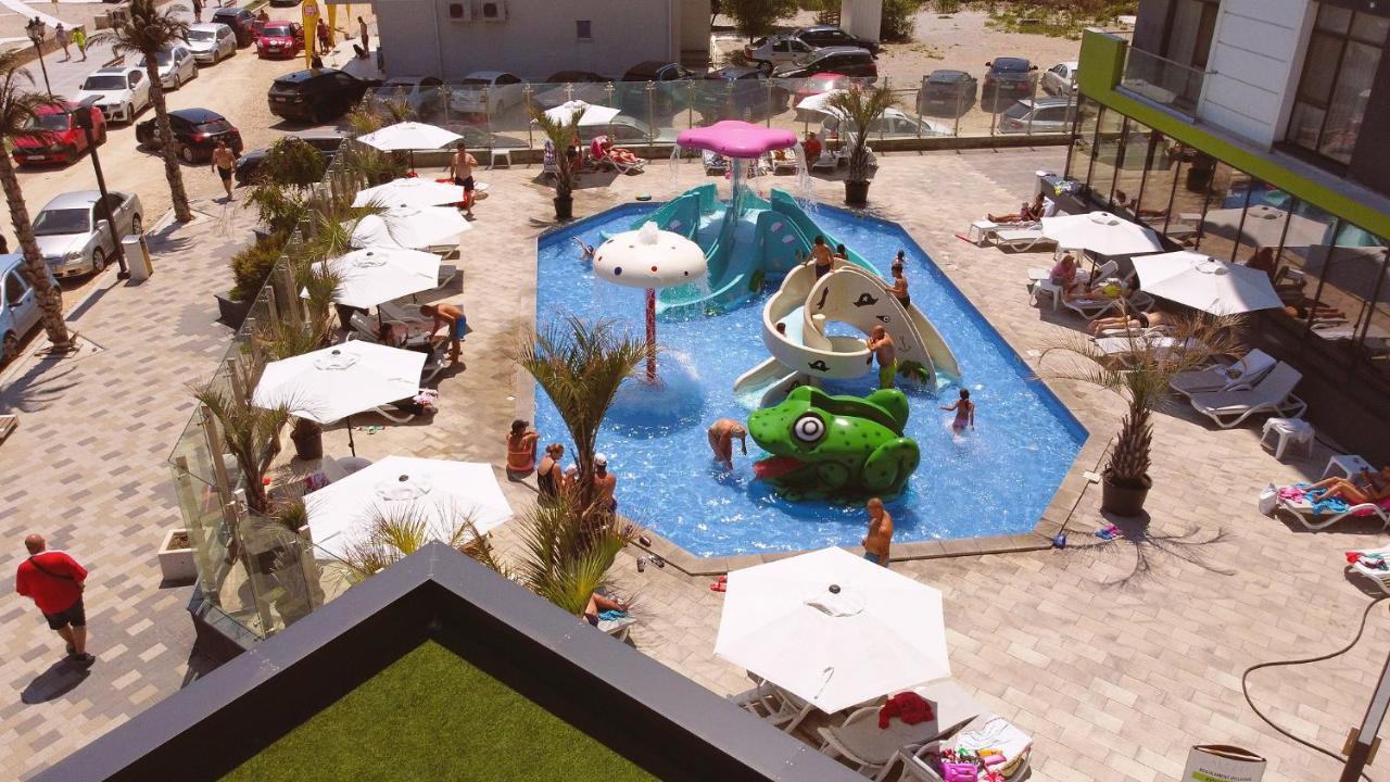 Provence Apartment In Spa N Pool Resort Mamaia Exterior photo